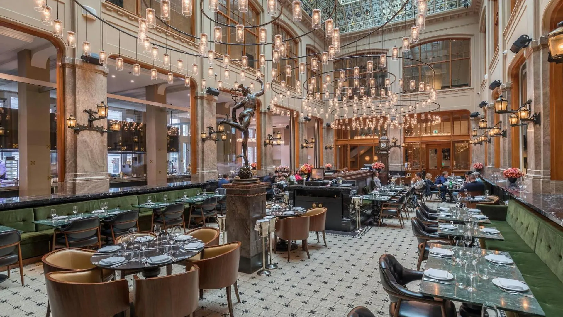 W Amsterdam Hotel